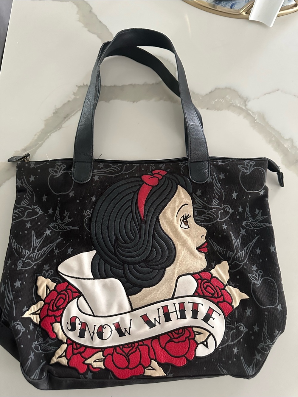 Snow White loungefly bag !